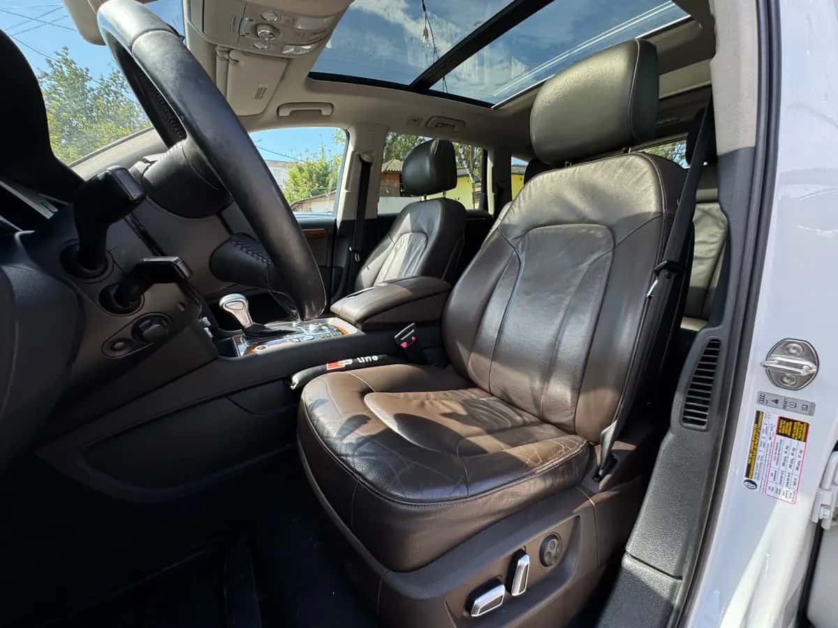 Audi Q7 - fotografia 13