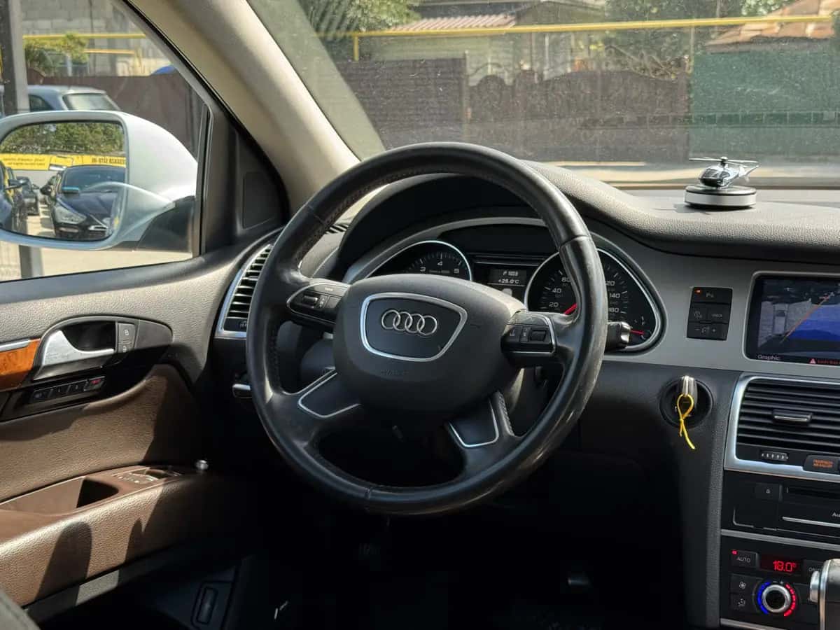Audi Q7 - fotografia 19