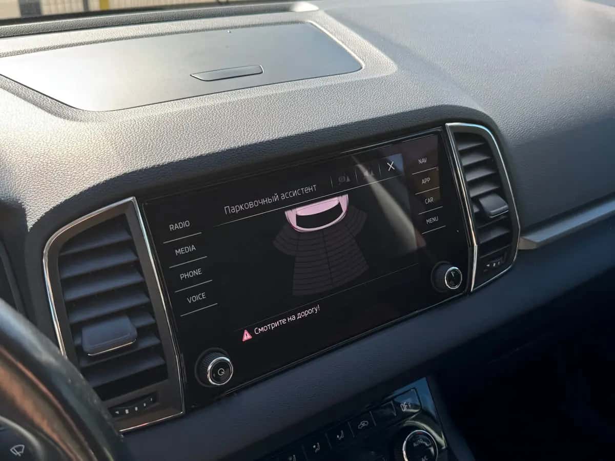Skoda Karoq - fotografia 14