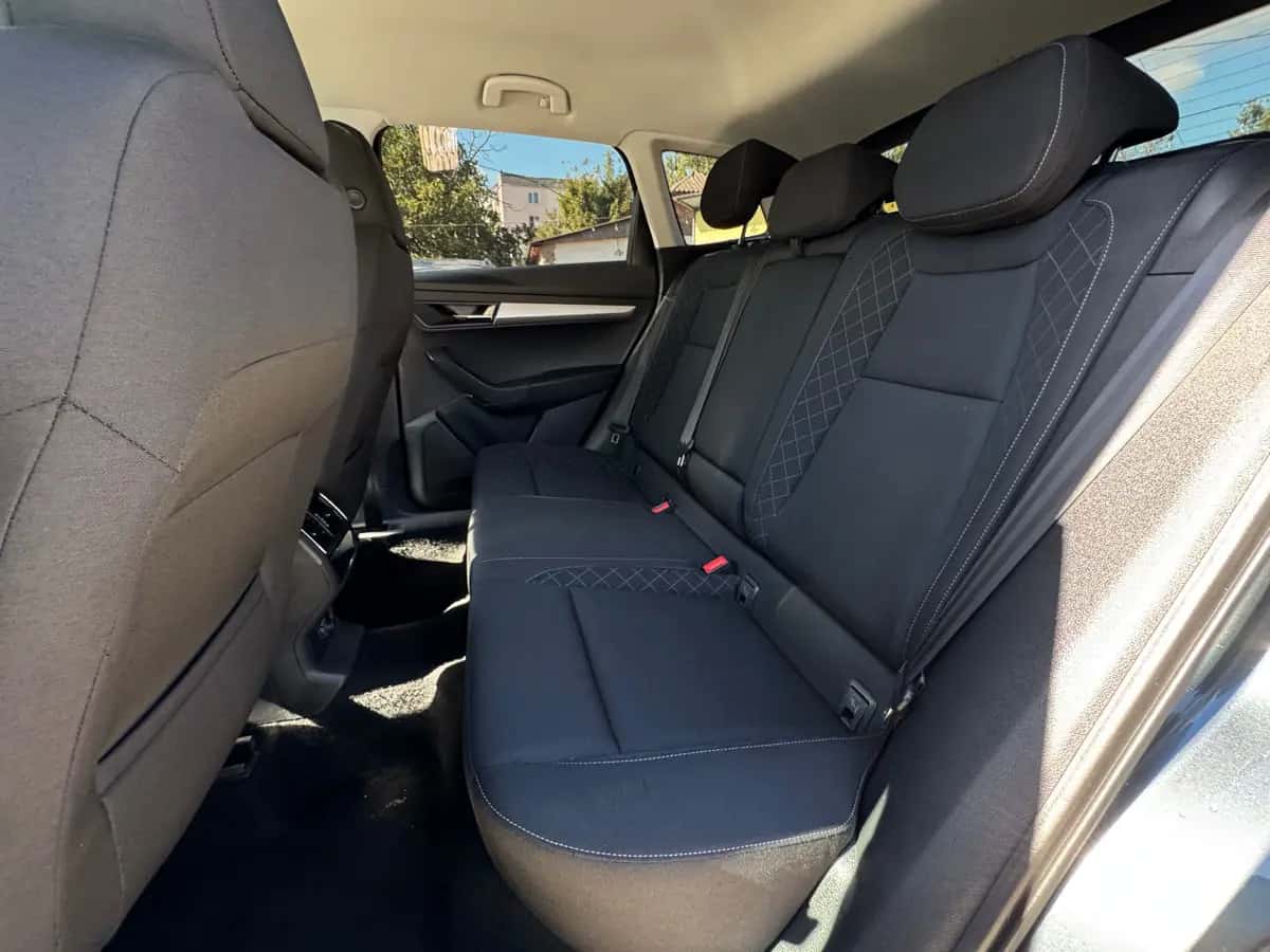 Skoda Karoq - fotografia 9