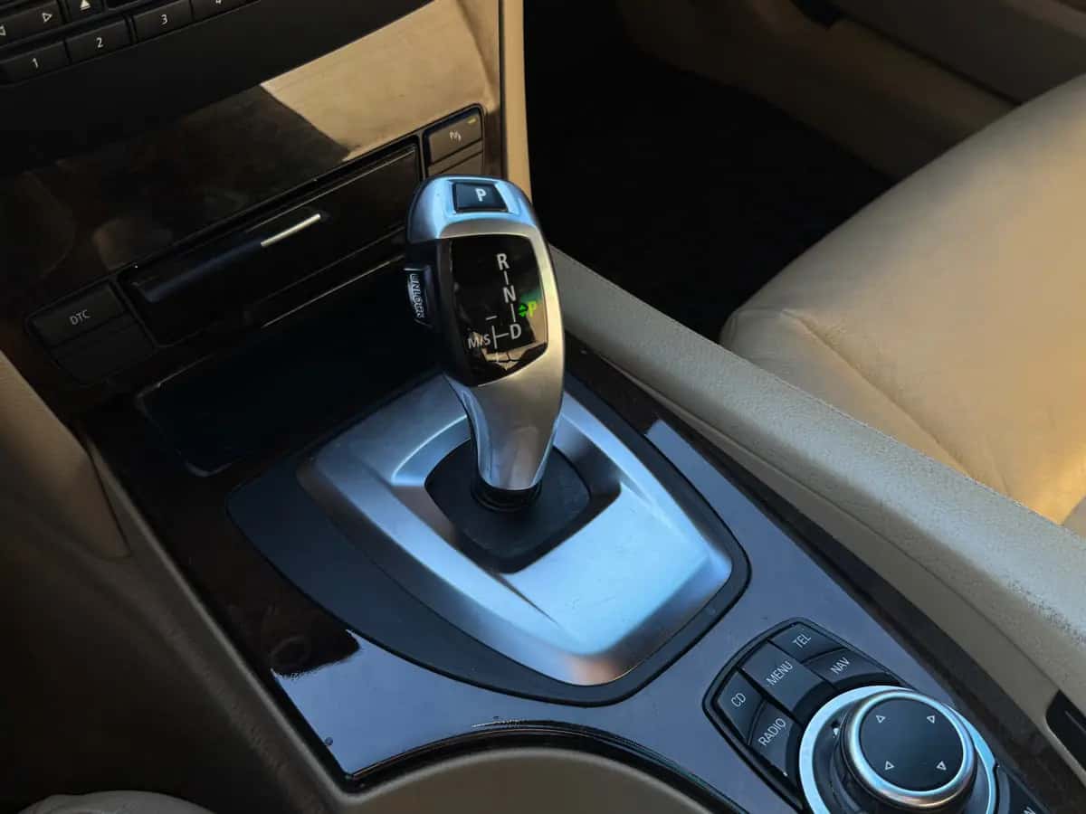 Bmw 5 Series - fotografia 12