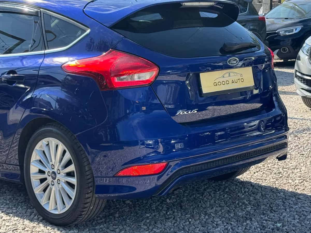Ford Focus ST - фото 8