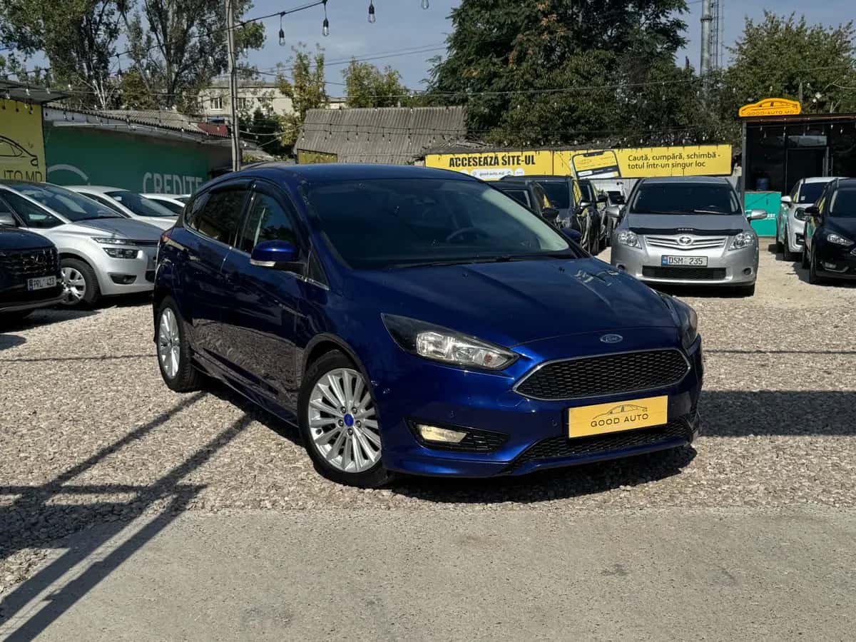 Ford Focus ST - фото 1