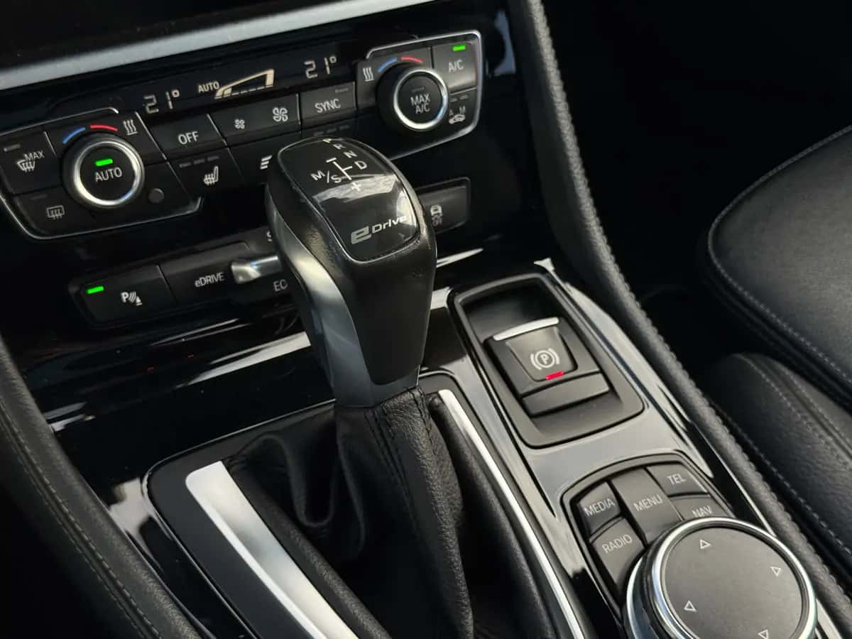 Bmw 2 Series - fotografia 14