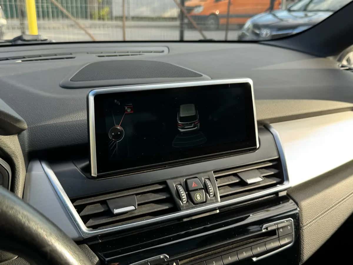Bmw 2 Series - fotografia 16