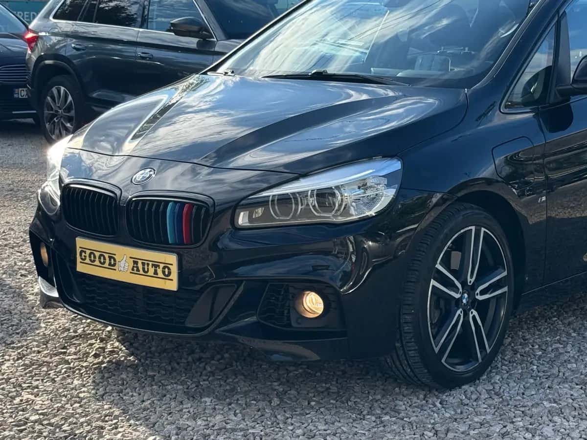 Bmw 2 Series - fotografia 4