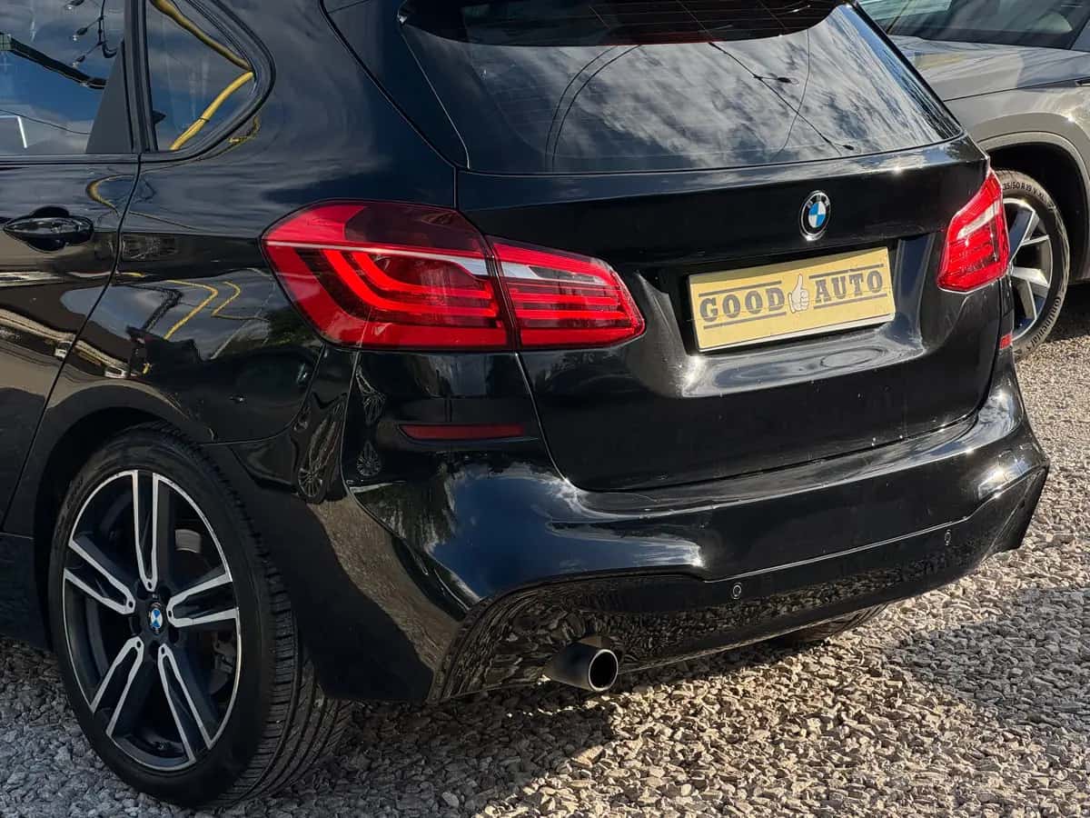 Bmw 2 Series - fotografia 7