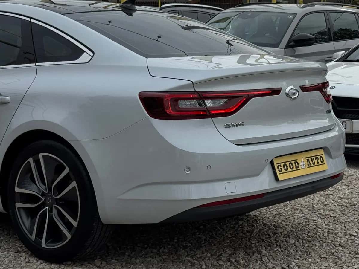 Renault Samsung SM6 - фото 8
