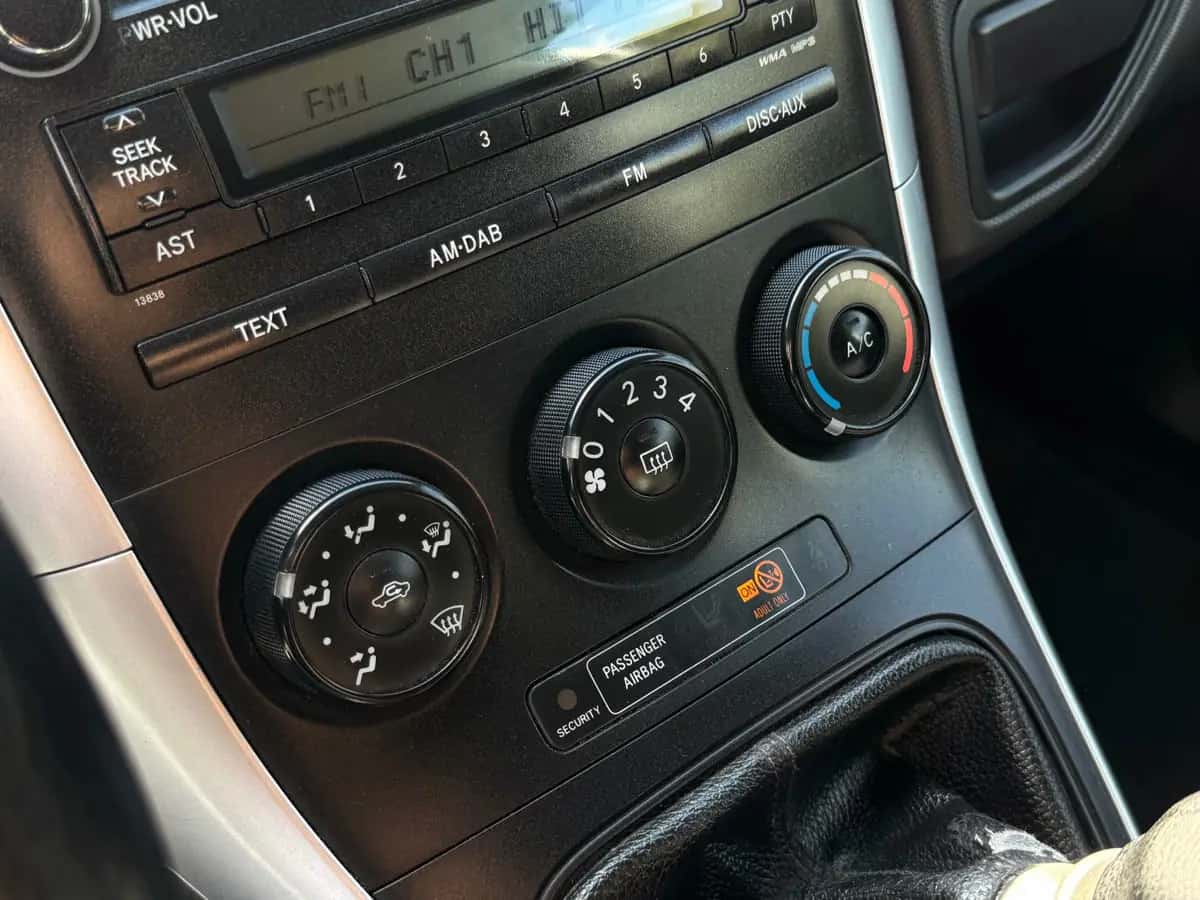 Toyota Auris - fotografia 12