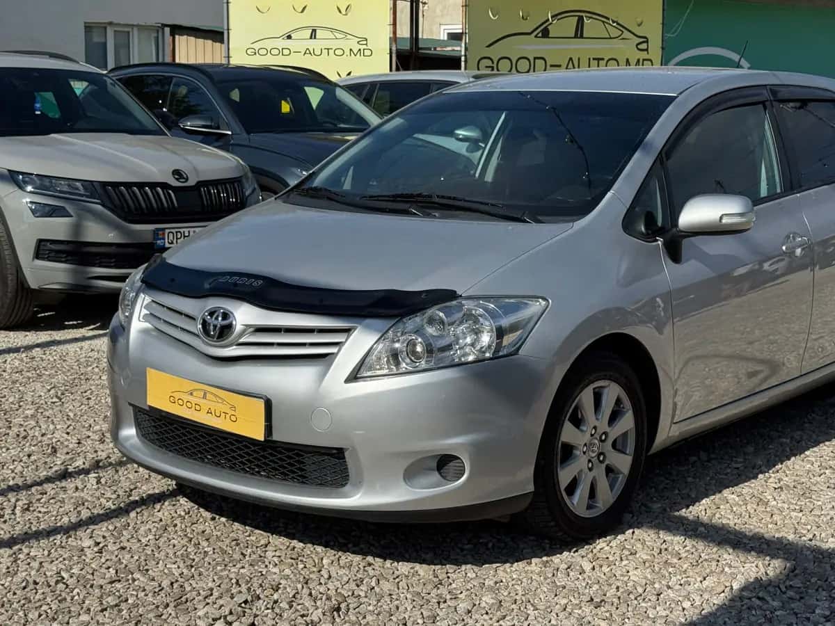 Toyota Auris - fotografia 3