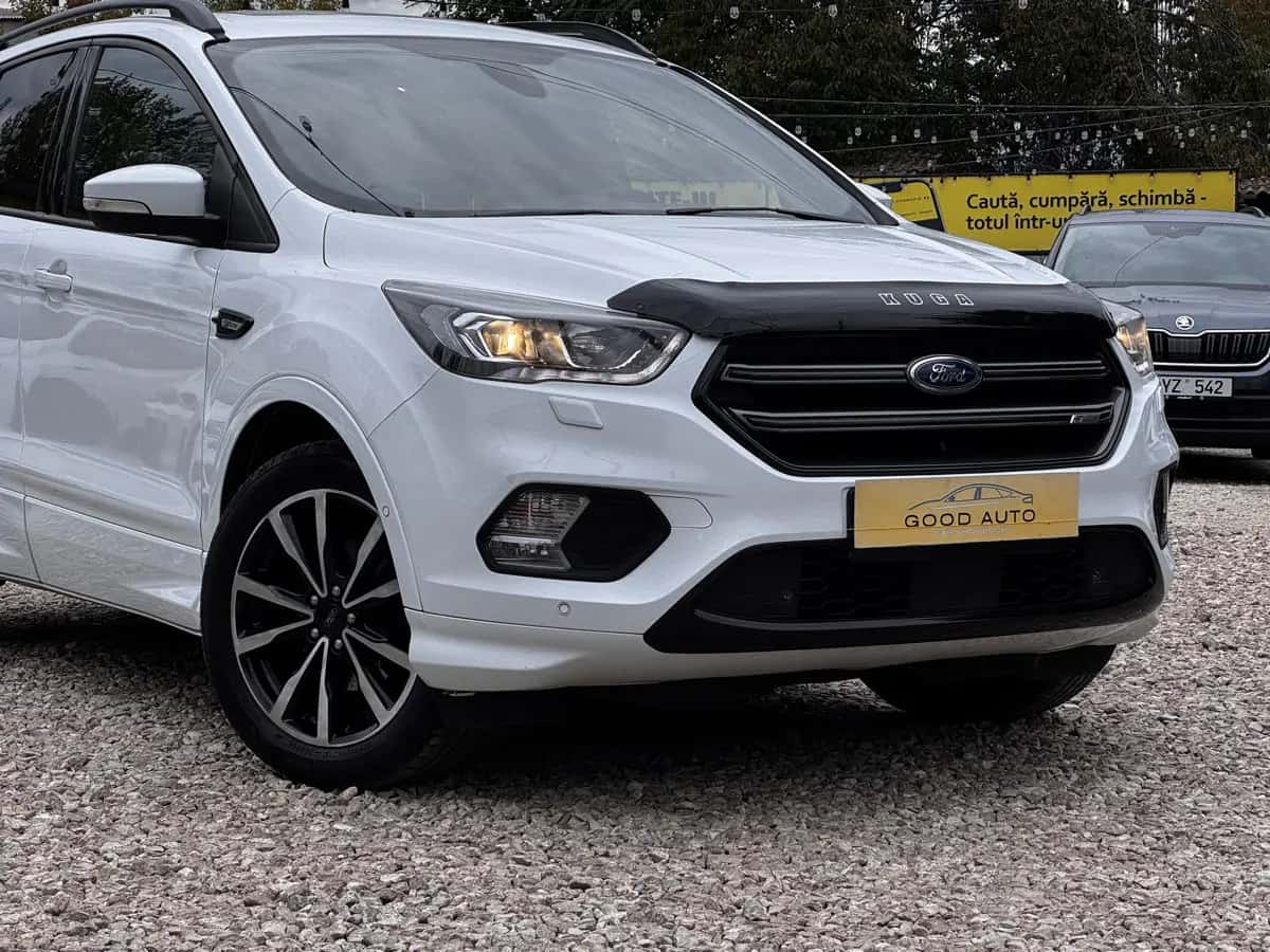 Ford Kuga - фото 2