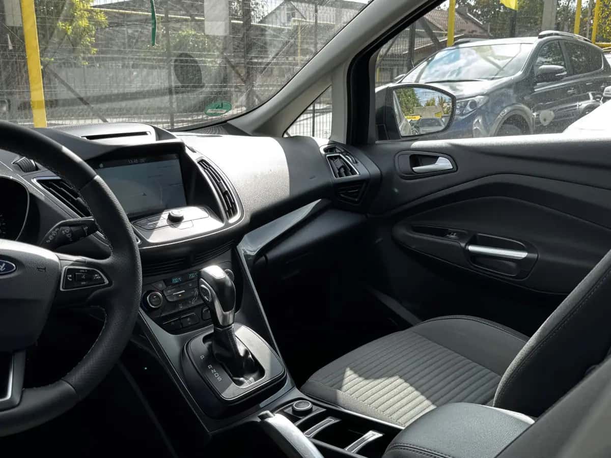 Ford C-Max - fotografia 11