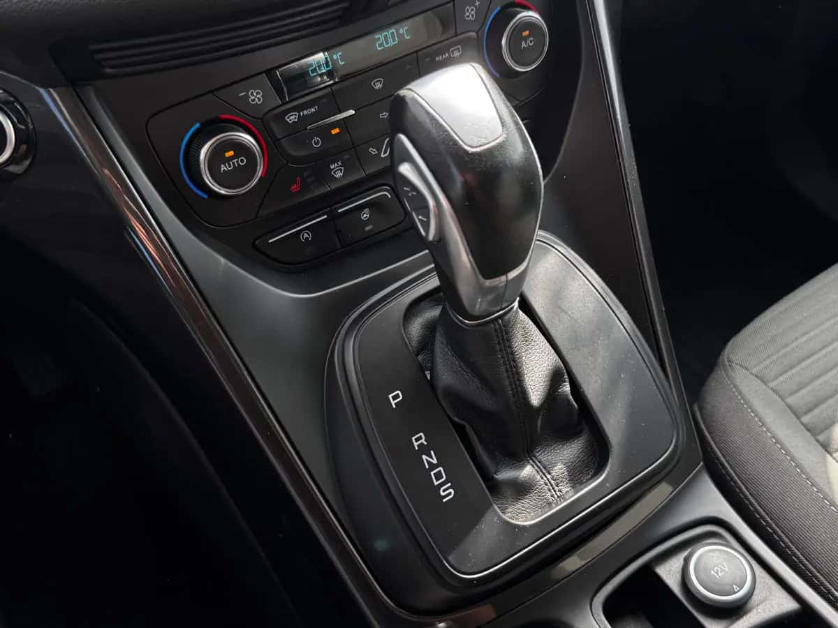 Ford C-Max - fotografia 13