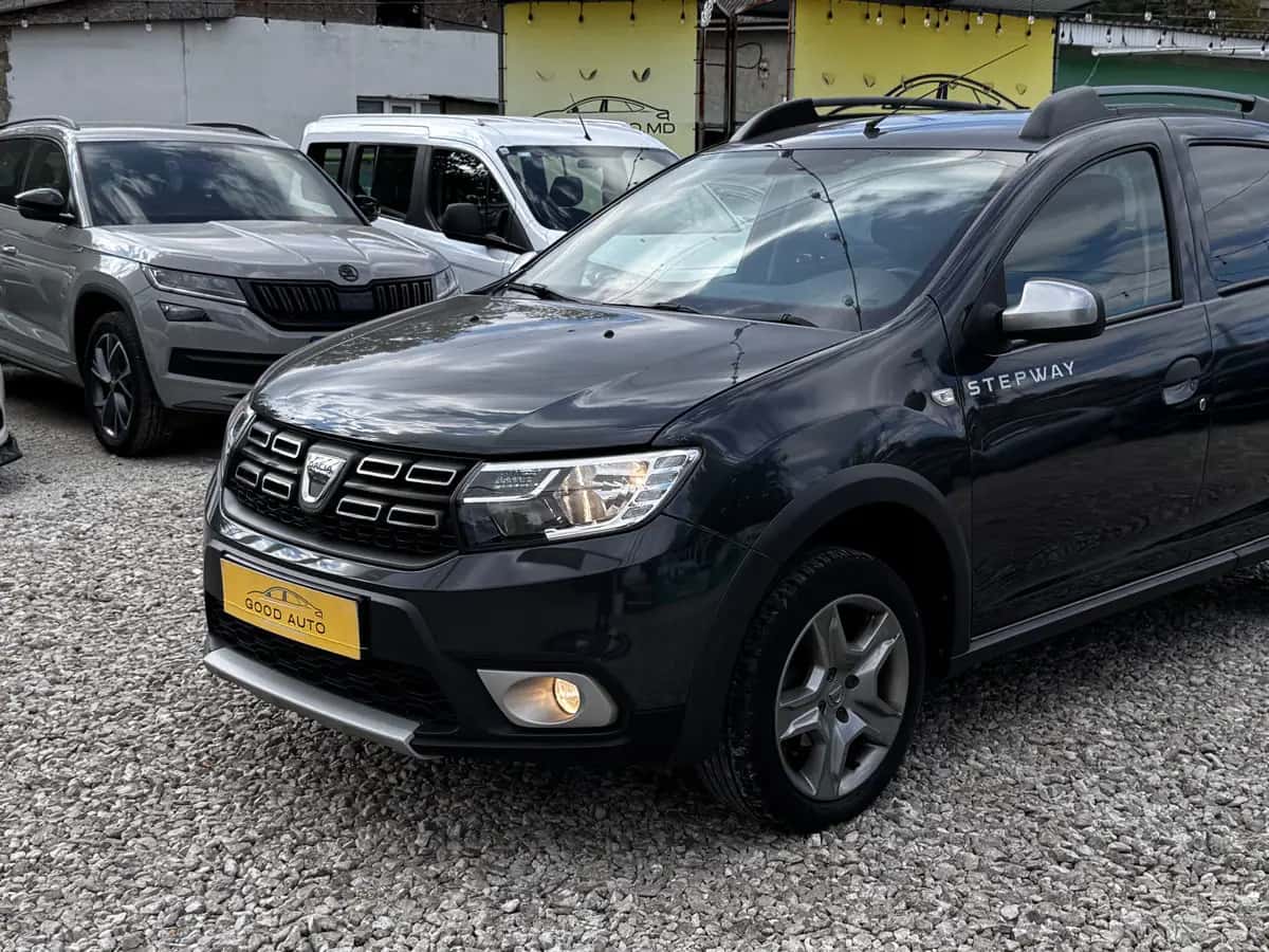 Dacia Sandero - фото 4