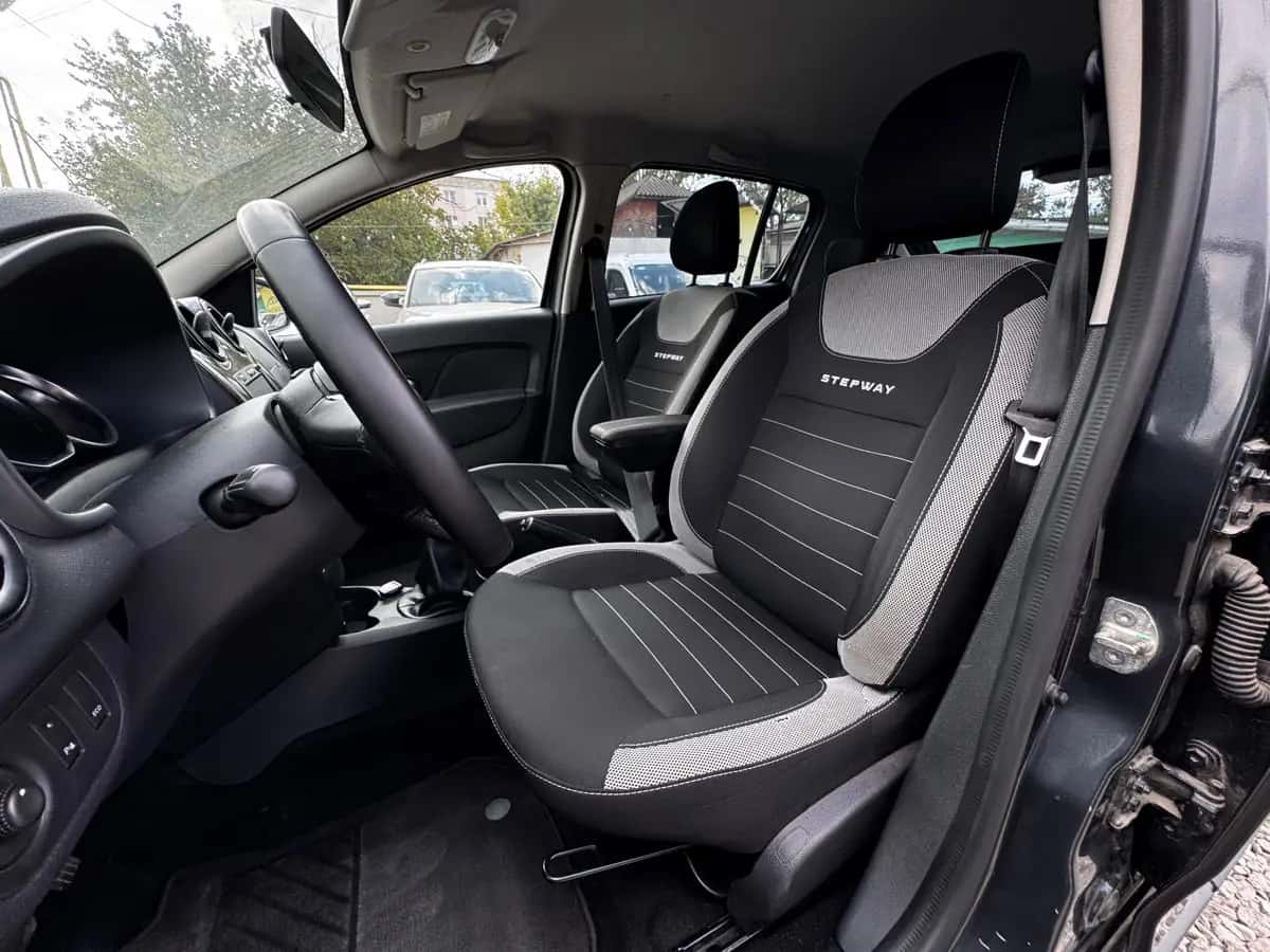 Dacia Sandero - фото 9