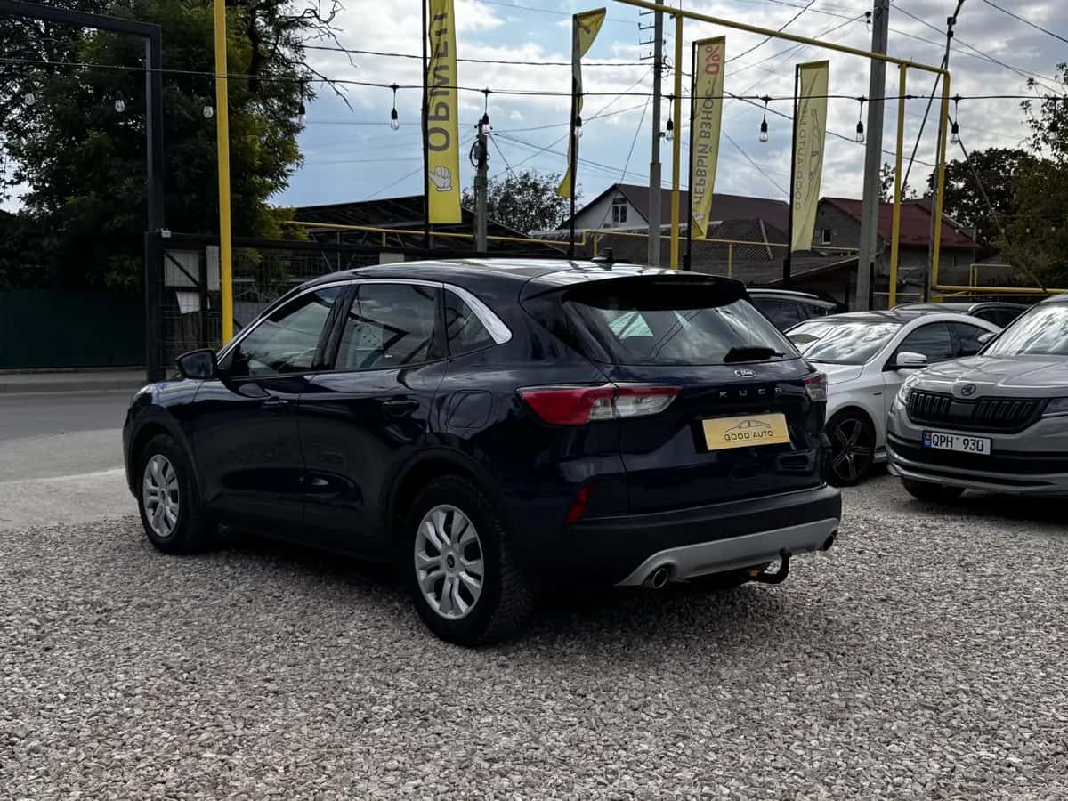 Ford Kuga - fotografia 8