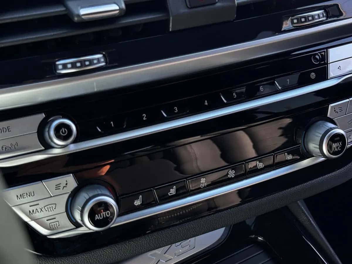 Bmw X3 - фото 16