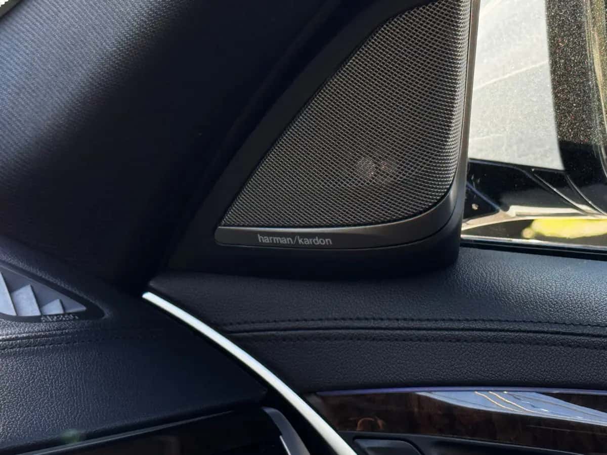 Bmw 5 Series - fotografia 14