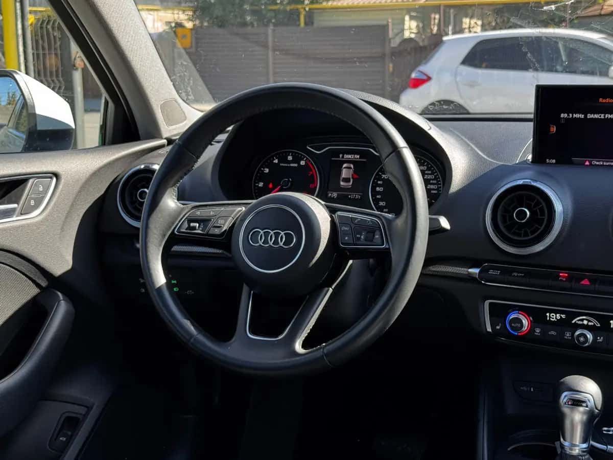 Audi A3 - фото 17