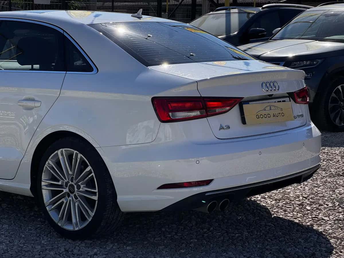 Audi A3 - фото 7