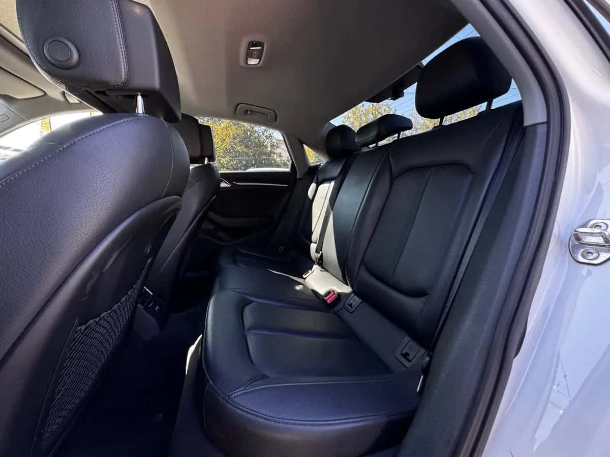 Audi A3 - фото 9