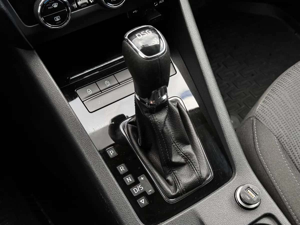 Skoda Octavia - фото 13