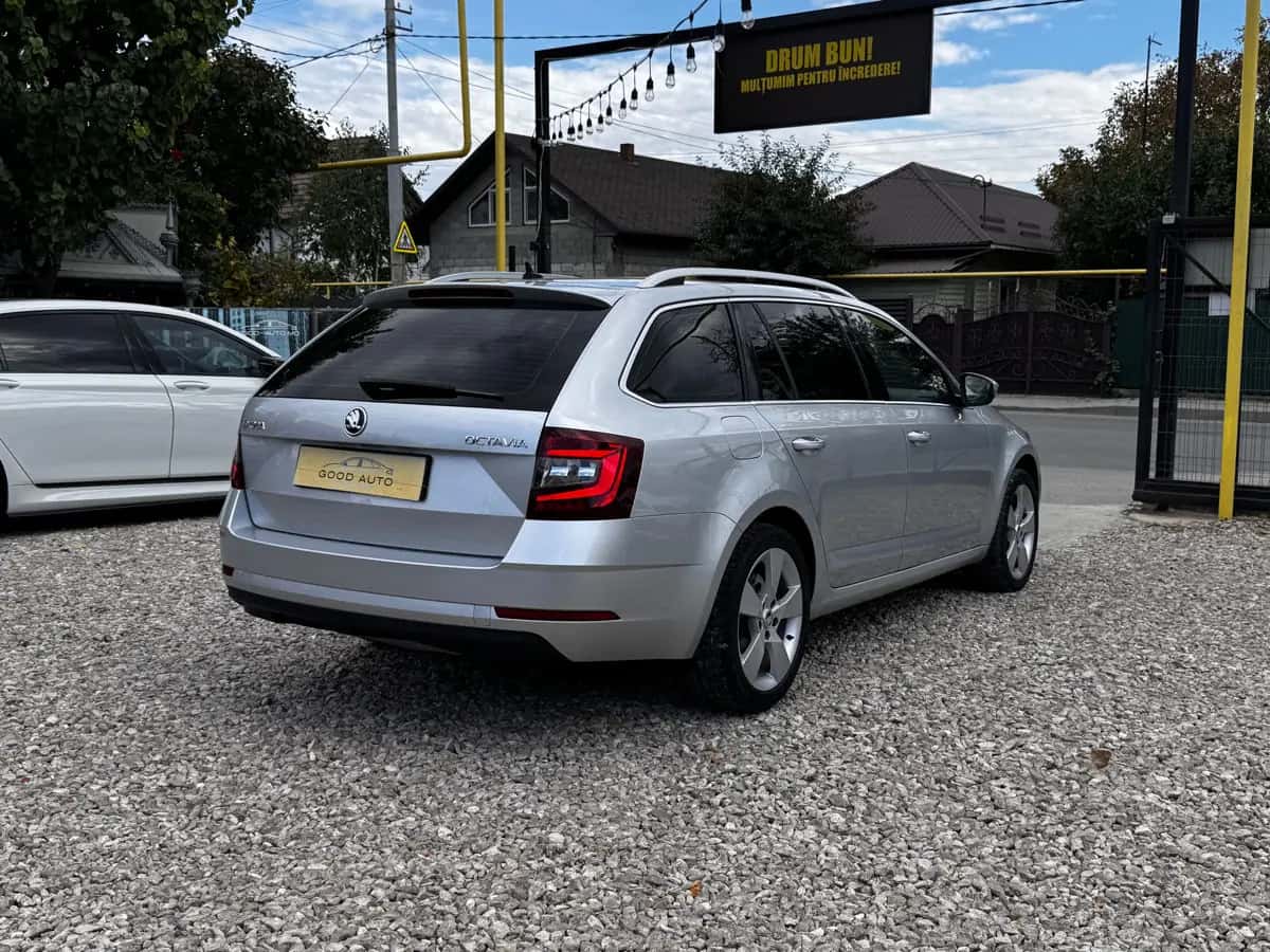 Skoda Octavia - фото 6