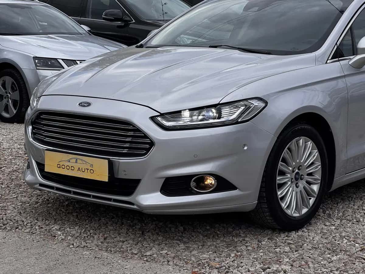 Ford Mondeo - fotografia 5