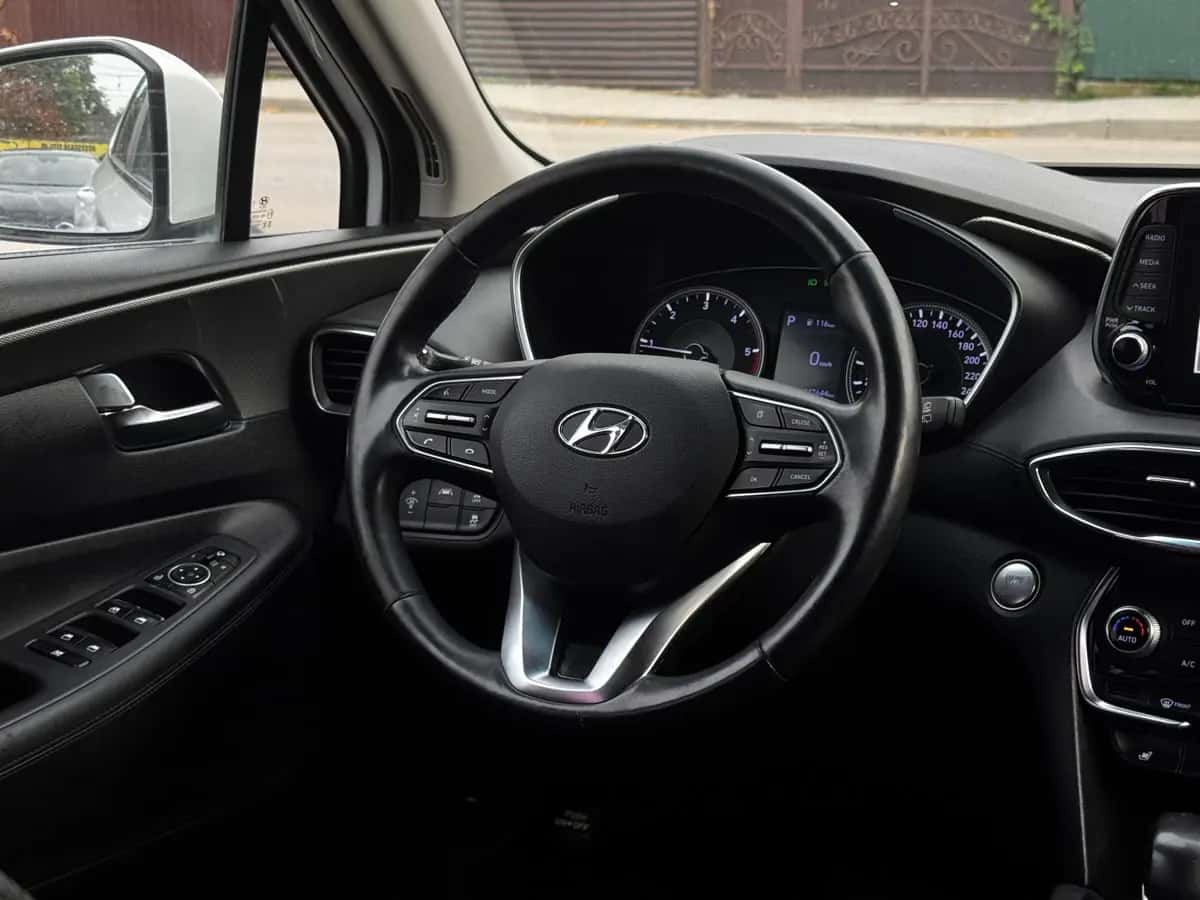 Hyundai Santa FE - fotografia 19
