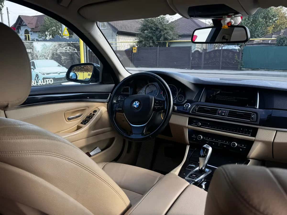 Bmw 5 Series - fotografia 15