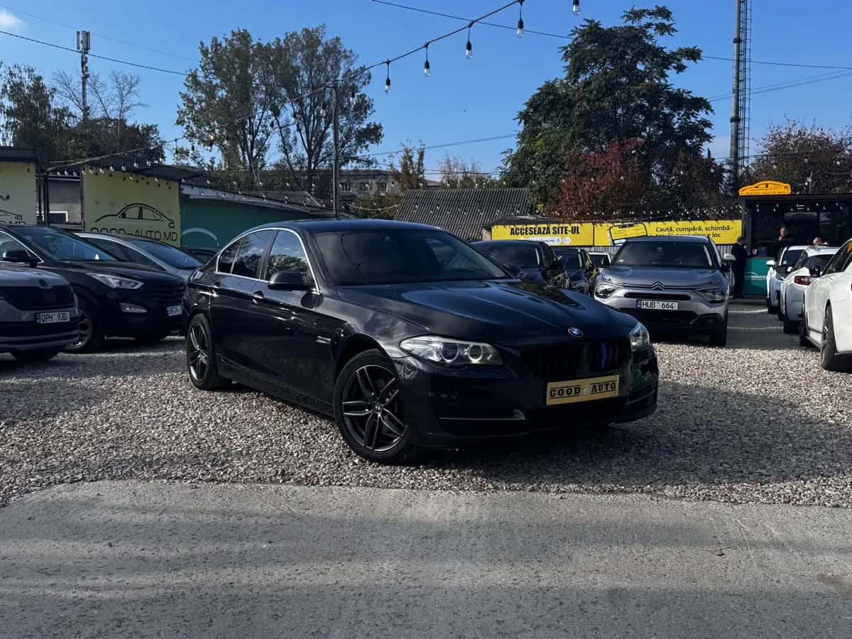 Bmw 5 Series - fotografia 1