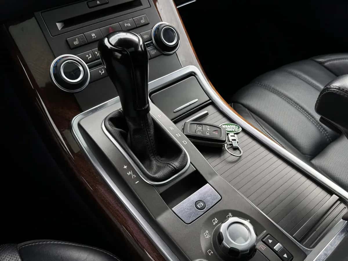 Land Rover Range Rover Sport - fotografia 13