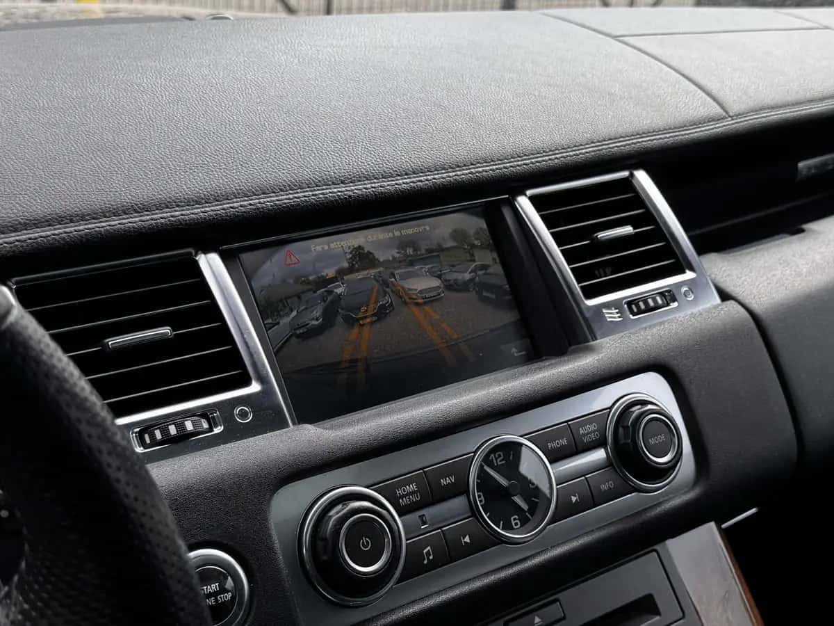Land Rover Range Rover Sport - fotografia 15