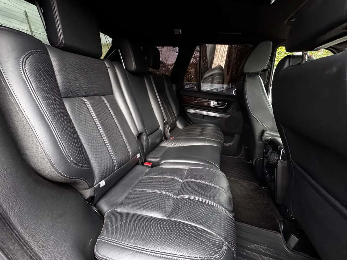 Land Rover Range Rover Sport - fotografia 9