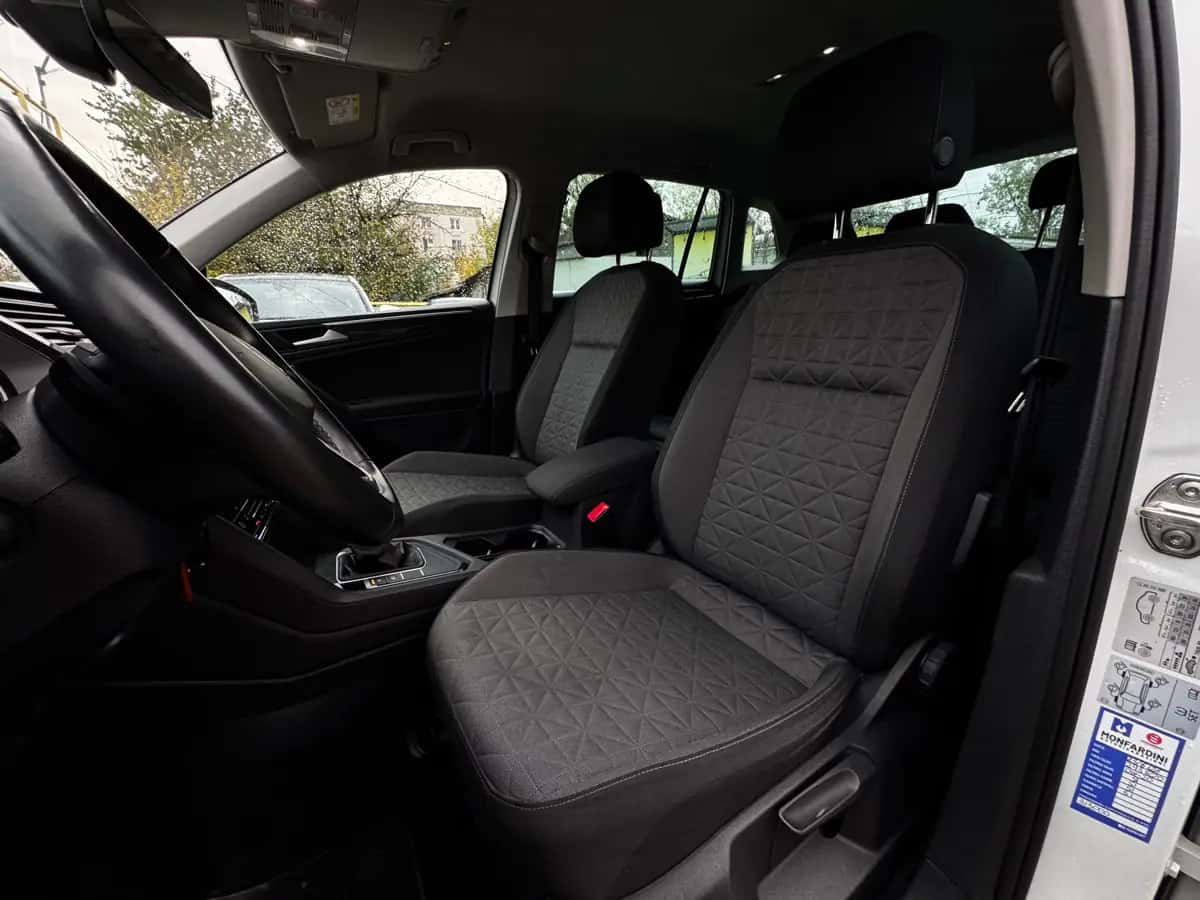 Volkswagen Tiguan - фото 11