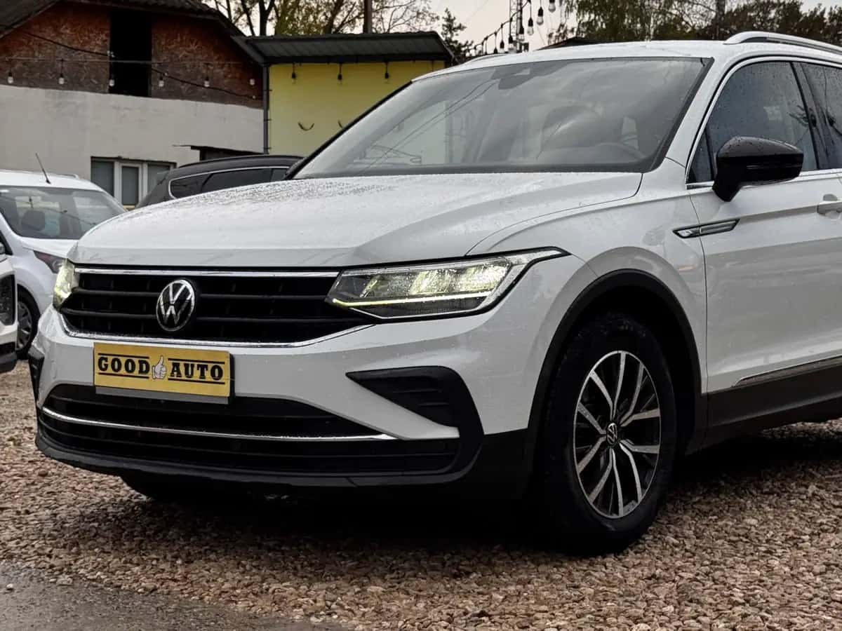 Volkswagen Tiguan - фото 5