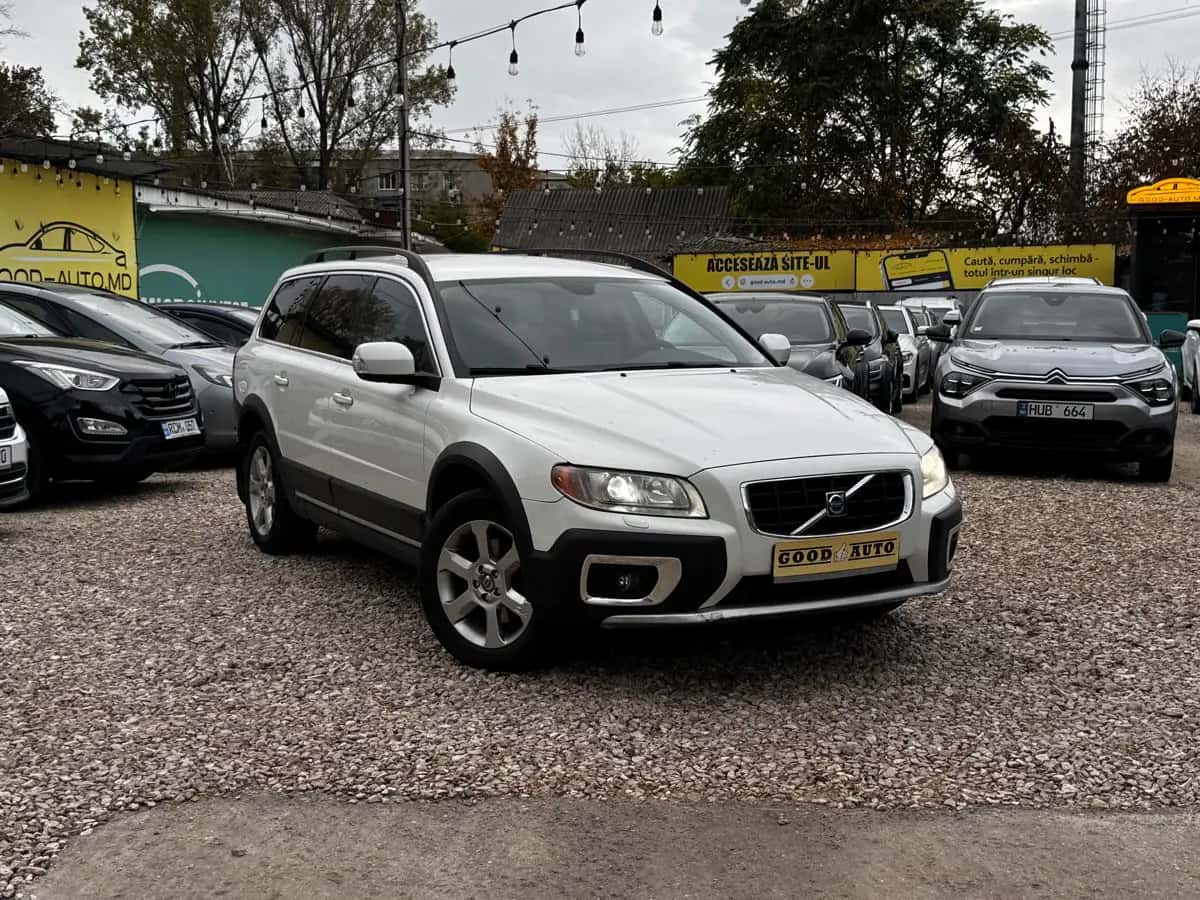 Volvo XC70 - fotografia 1