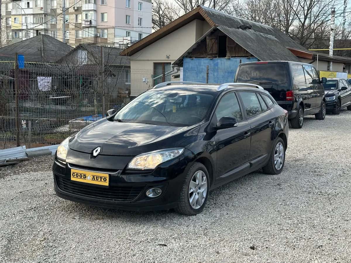 Renault Megane - fotografia 3