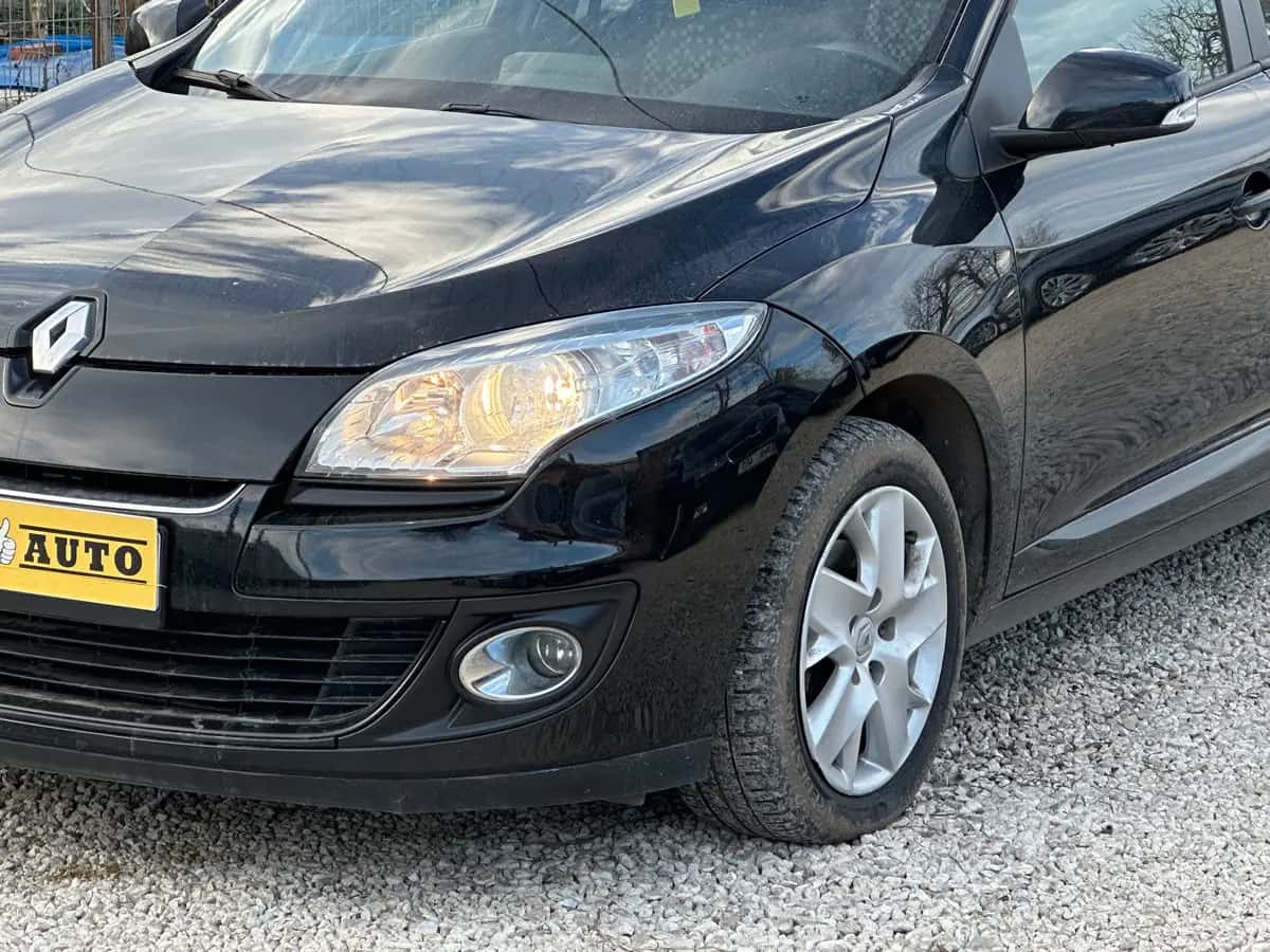 Renault Megane - fotografia 4