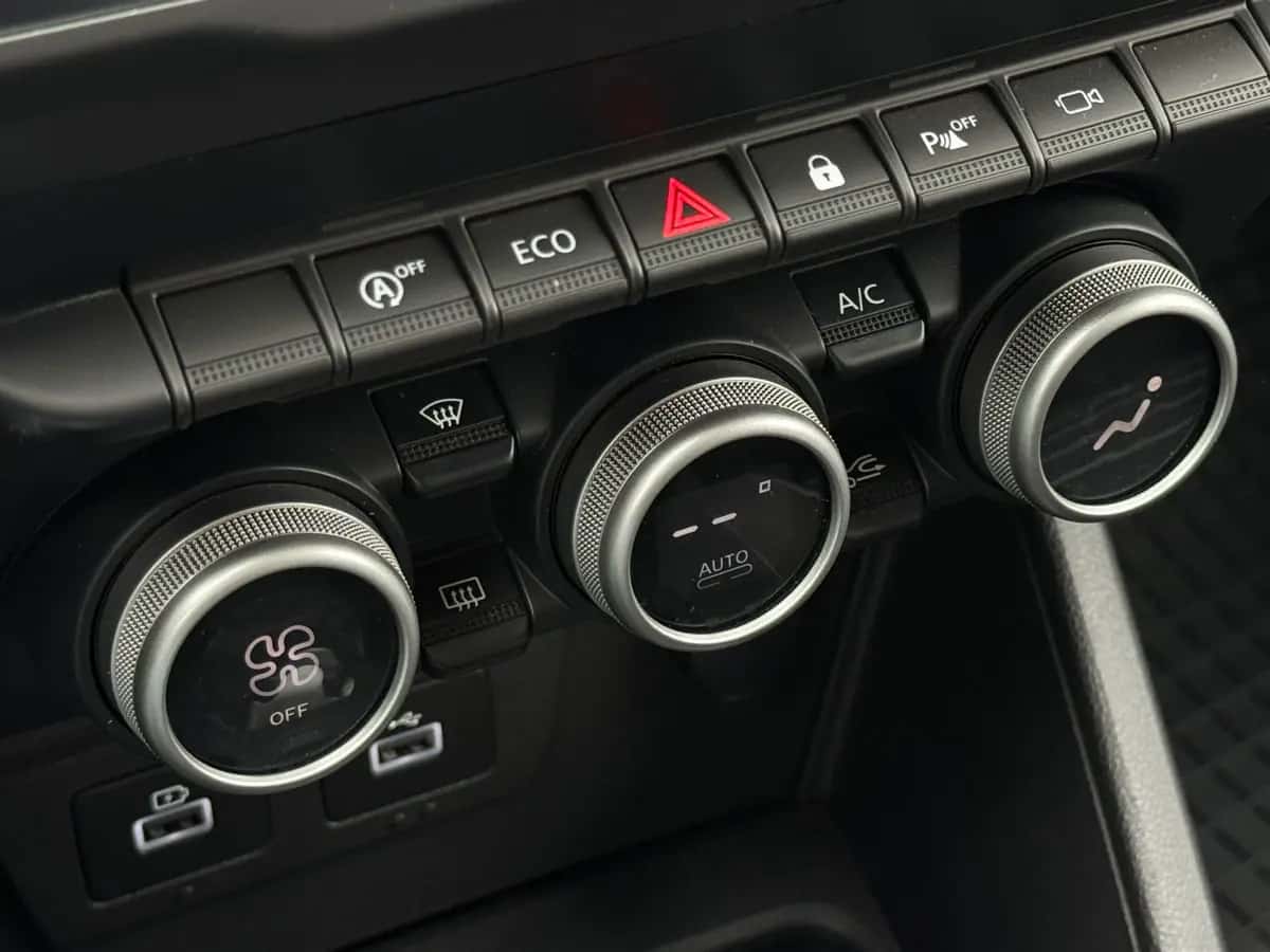 Dacia Duster - фото 13