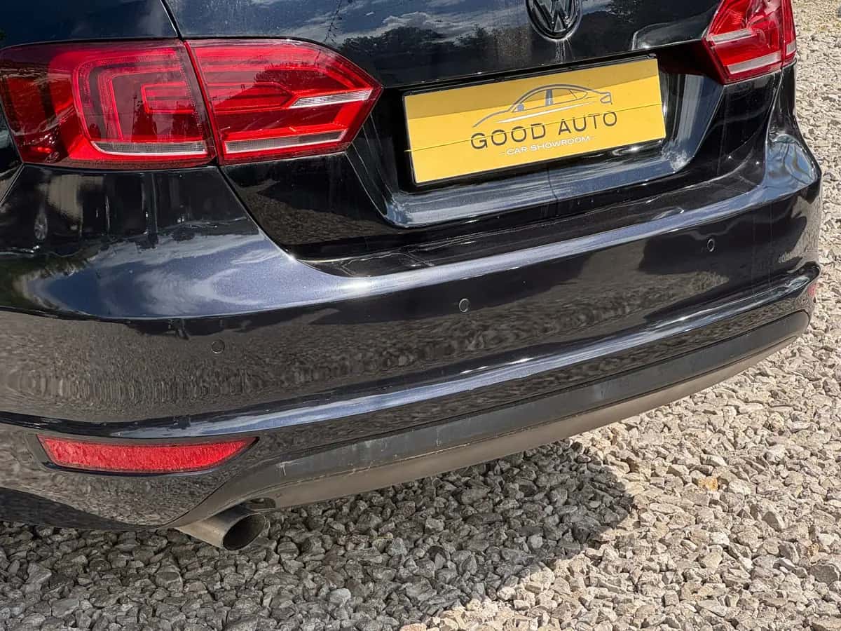 Volkswagen Jetta - фото 3