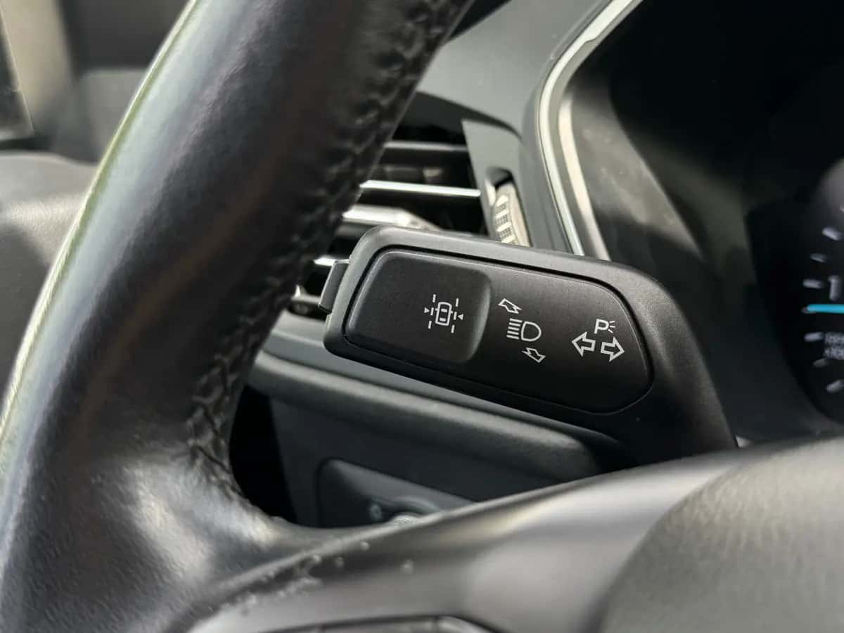 Ford Kuga - фото 15
