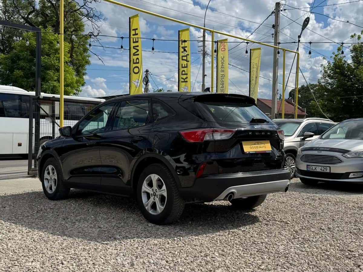 Ford Kuga - фото 6