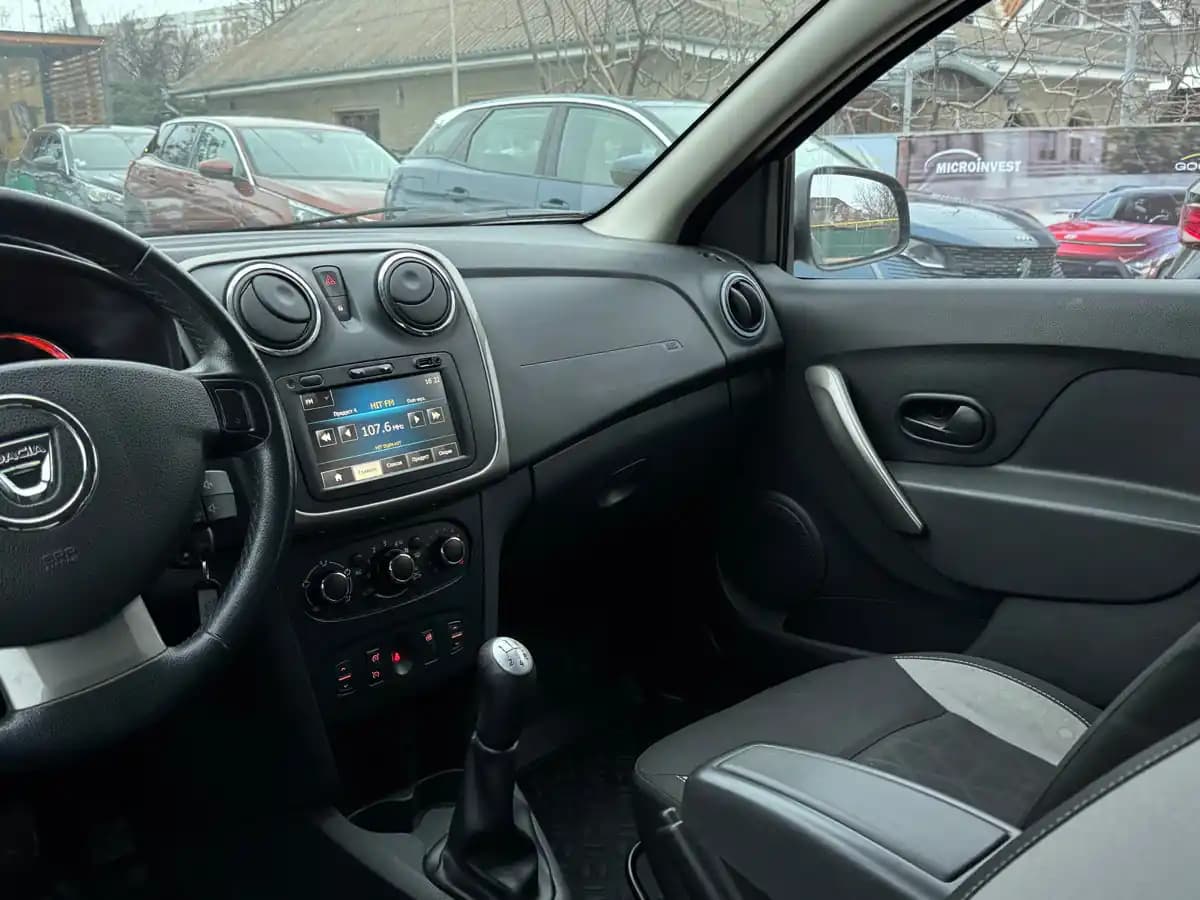 Dacia Sandero Stepway - fotografia 11