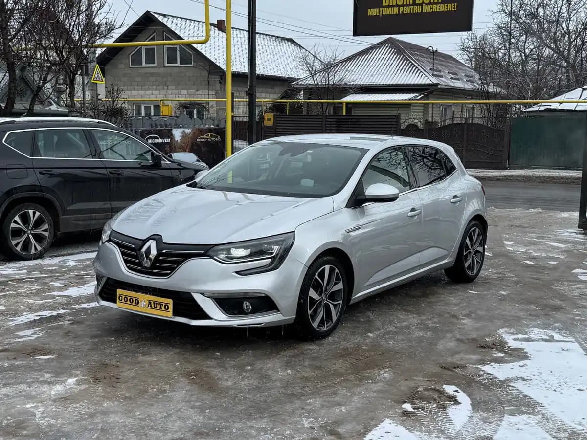 Renault Megane - fotografia 4