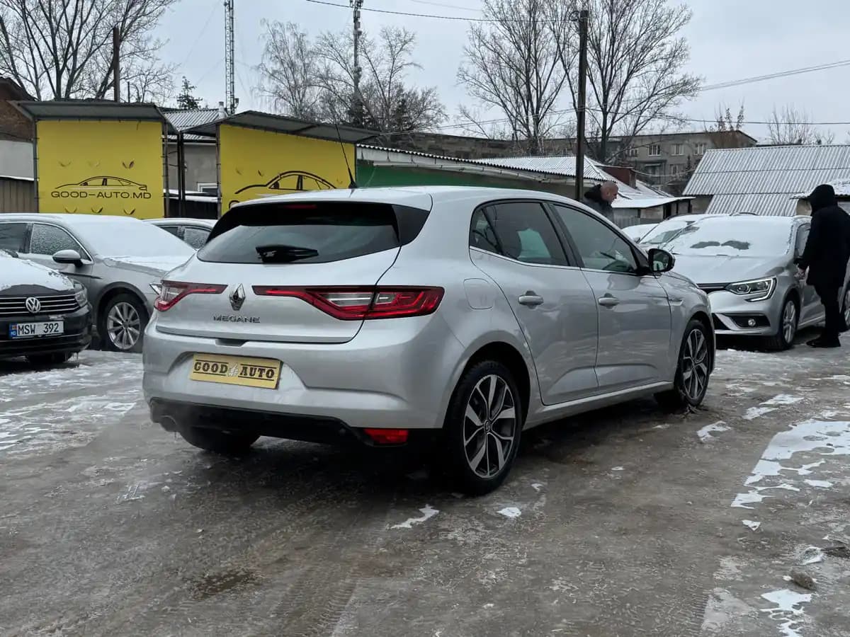 Renault Megane - fotografia 6