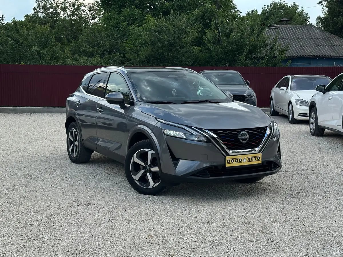 Nissan Qashqai - фото 1