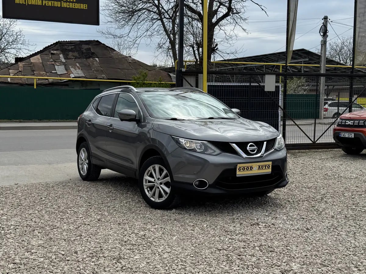 Nissan Qashqai - фото 1
