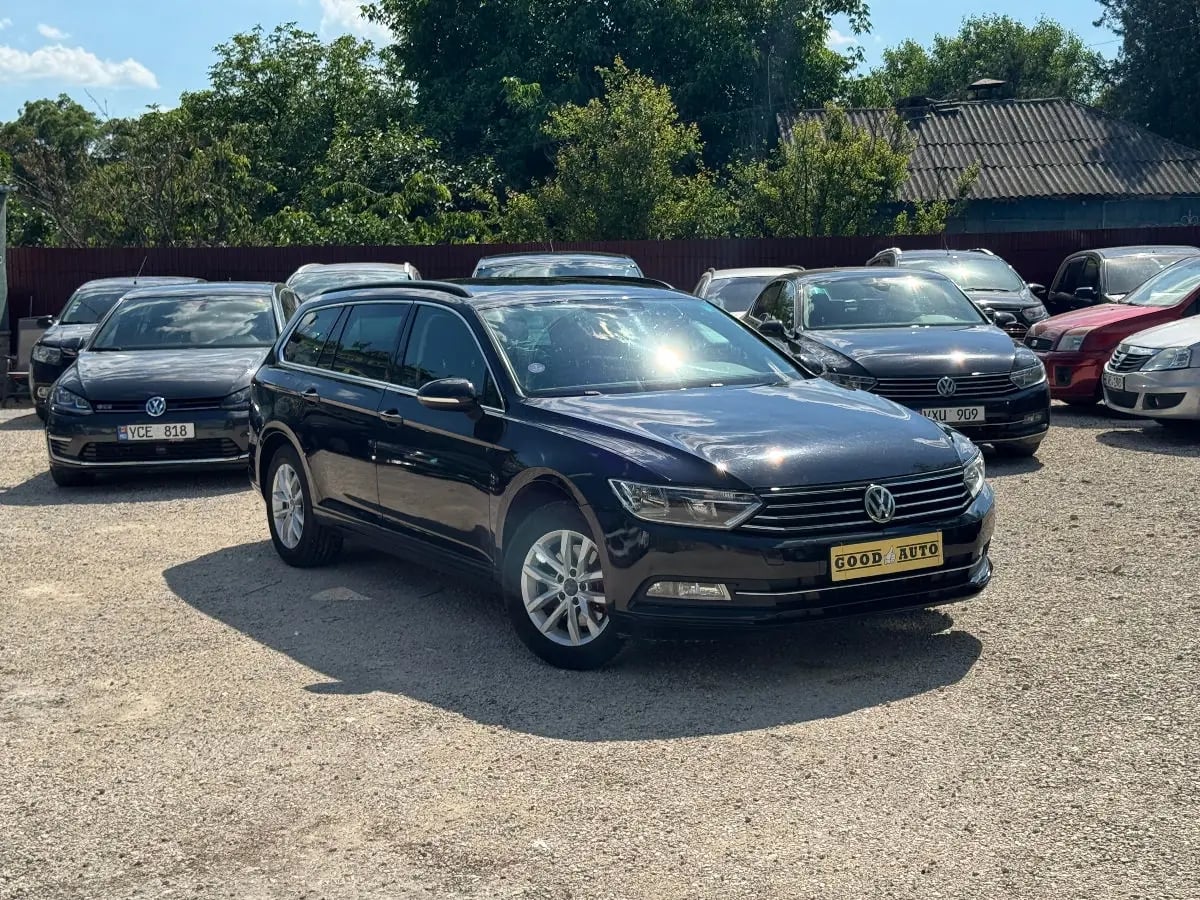 Volkswagen Passat - fotografia 1