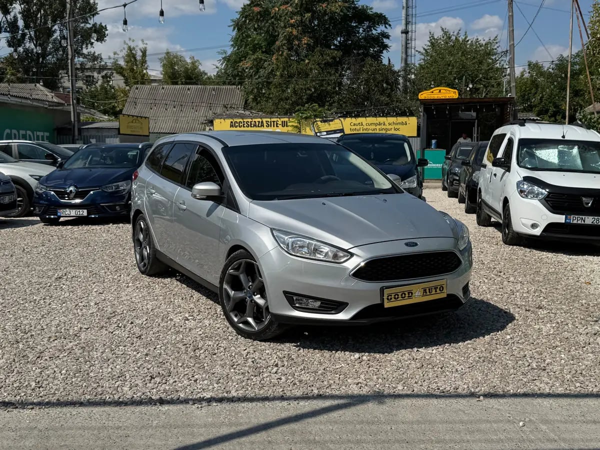 Ford Focus - fotografia principala
